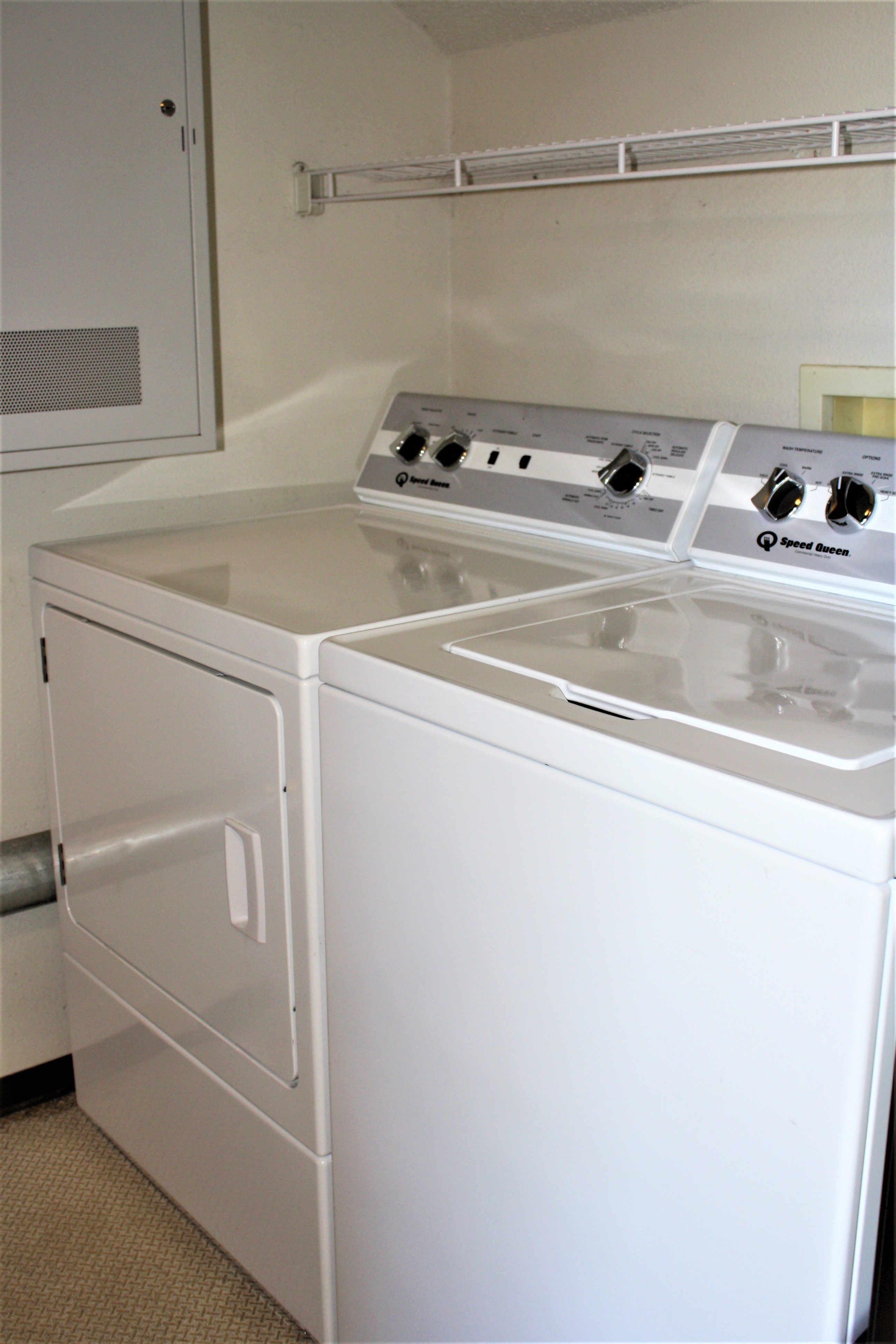 Hillside Laundry Machines