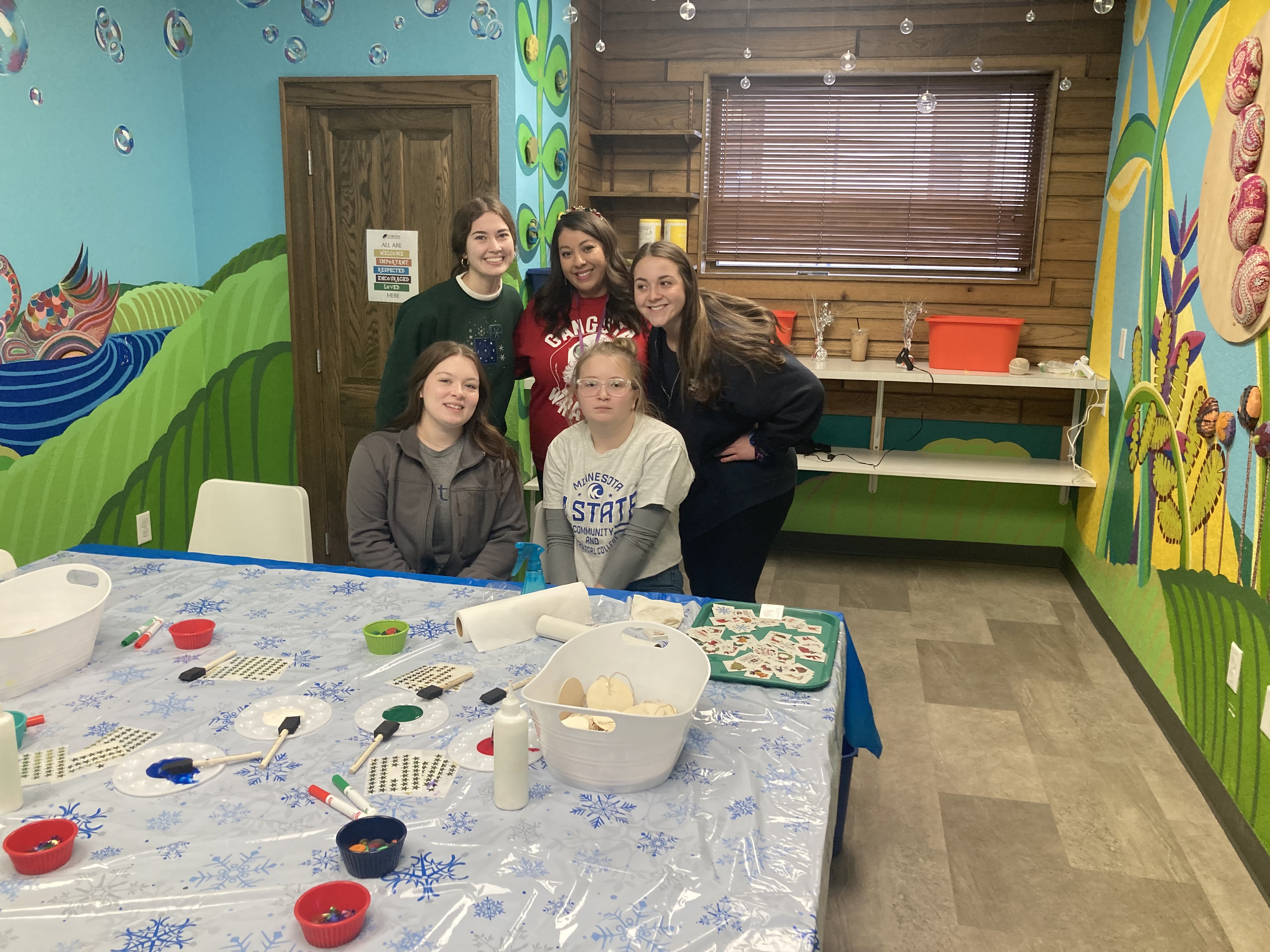 2023 Early Childhood students make ornaments for Otter Cove