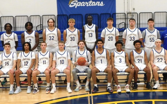 Team photo of the 2024-2025 Spartan Men's Basketball team
