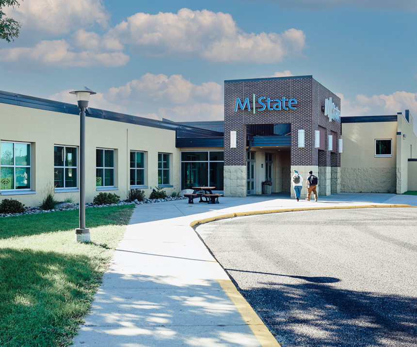 Exterior of Wadena campus
